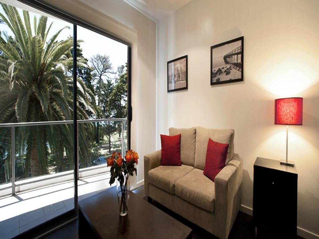 The Waves Apartments Кауес Екстериор снимка