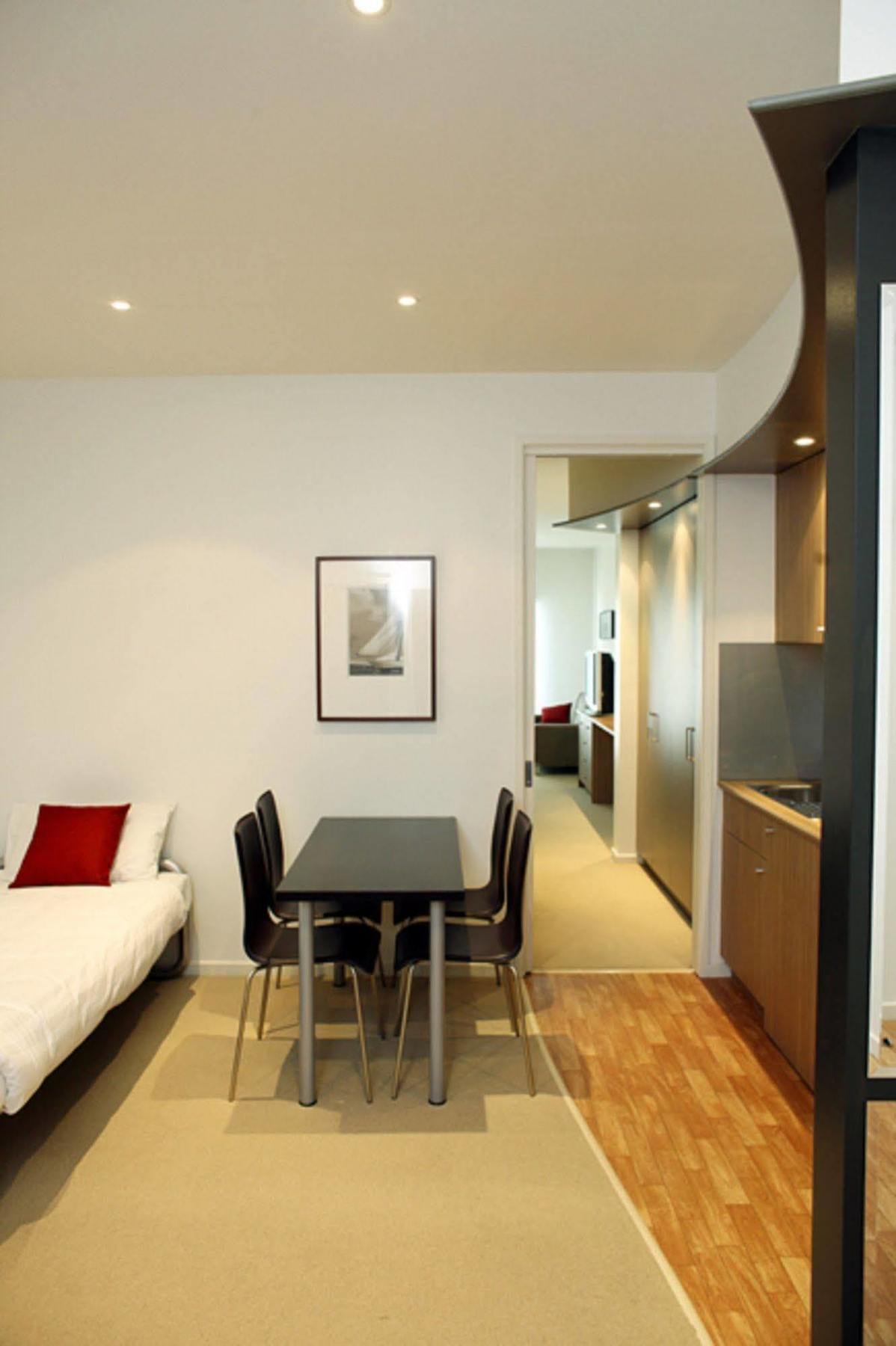 The Waves Apartments Кауес Екстериор снимка